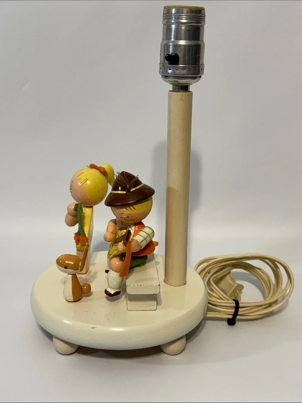 Vintage Mid-Century Wooden Nursery Lamp - Irmi / Nursery Originals